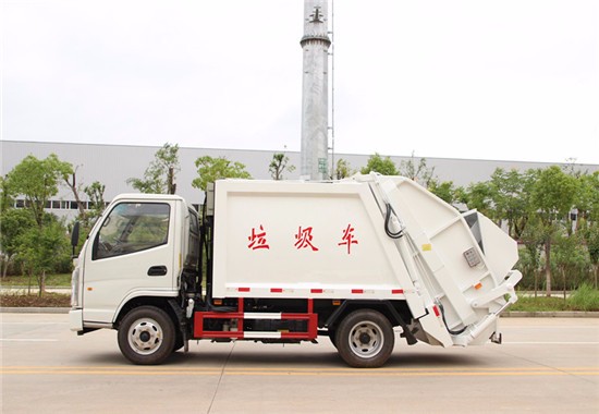 凱馬壓縮式垃圾車︱3噸壓縮式垃圾車